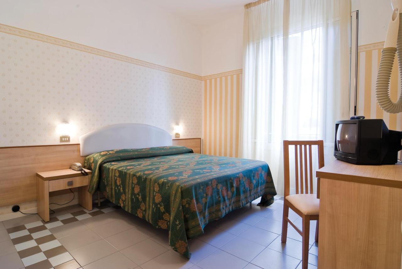 Hotel Loris - Valentini Family Village Bellaria-Igea Marina Esterno foto