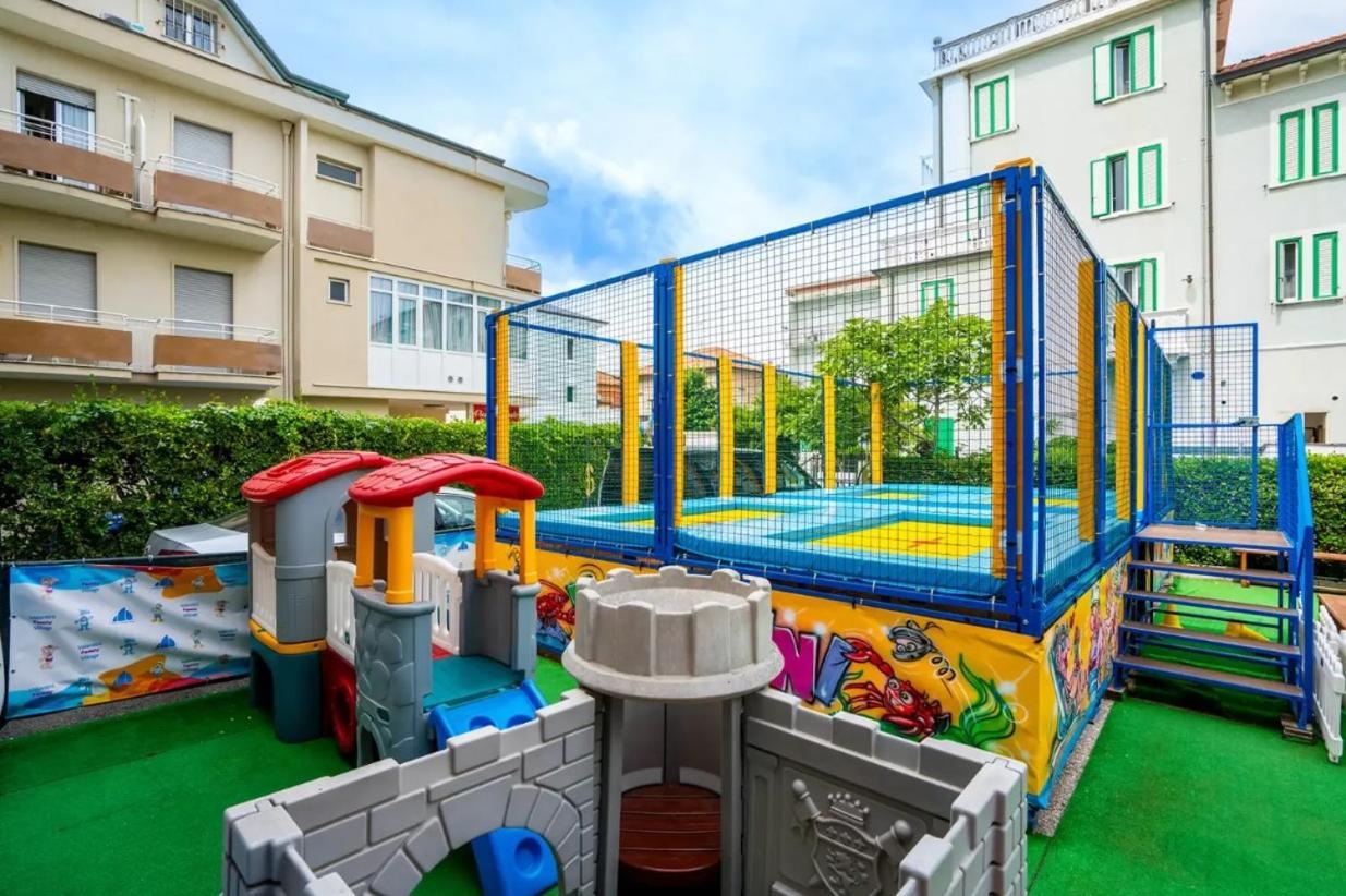 Hotel Loris - Valentini Family Village Bellaria-Igea Marina Esterno foto